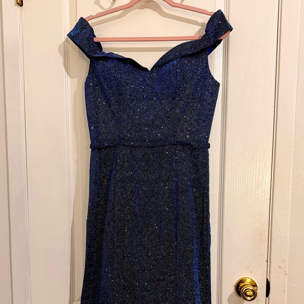 Elegant Blue Glitter Evening Gown